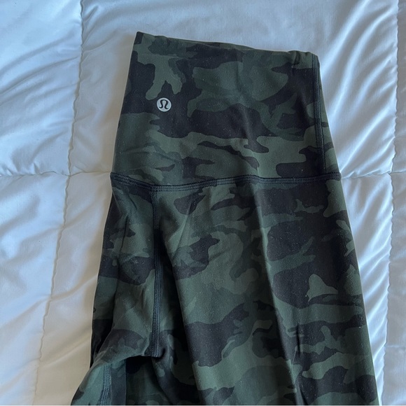 Lululemon High Rise Align Pant 25” - Picture 5 of 5